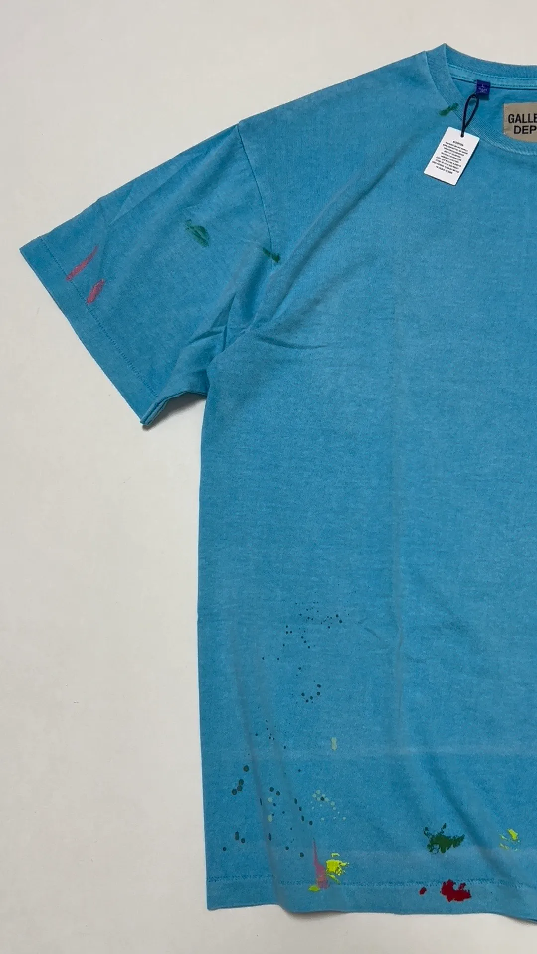 GALLERY DEPT. VINTAGE LOGO PAINTED TEE/Turquoise washed and distressed VINTAGE LOGO retro English pocket short sleeves lake blue S-XL ready-to-wear dyeing, hand-sewn and smeared with horseradish and fried with salt, very heavy industry, manufacturing dark and light fading technology, hand-splashed ink graffiti, genuine acrylic material